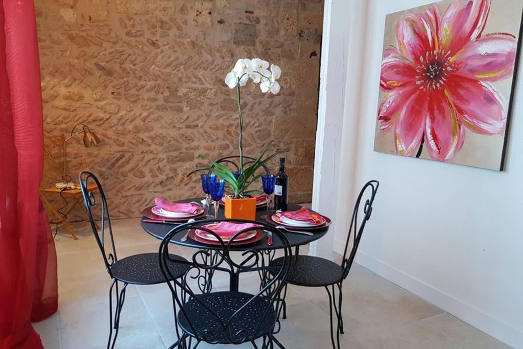 Ferienwohnung Superbe Loft T4 De 96 M2 Au Coeur Périgueux Exterior foto